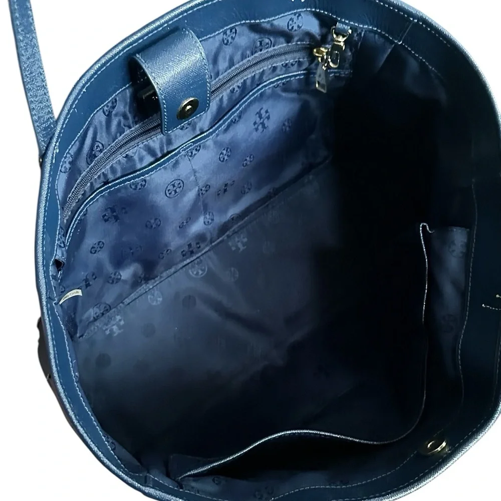 ✨ Tory Burch Navy Saffiano Leather Tote Work Laptop Bag Gold Logo - Picture 11 of 14